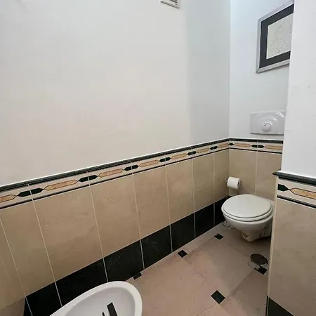 Terrazza Rue Ragusa Howme 公寓 *