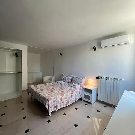 Terrazza Rue Ragusa Howme Бари